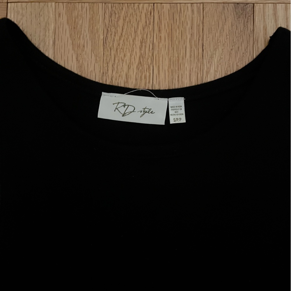 Black Tank Top with Side Ties - Picture 3 of 6